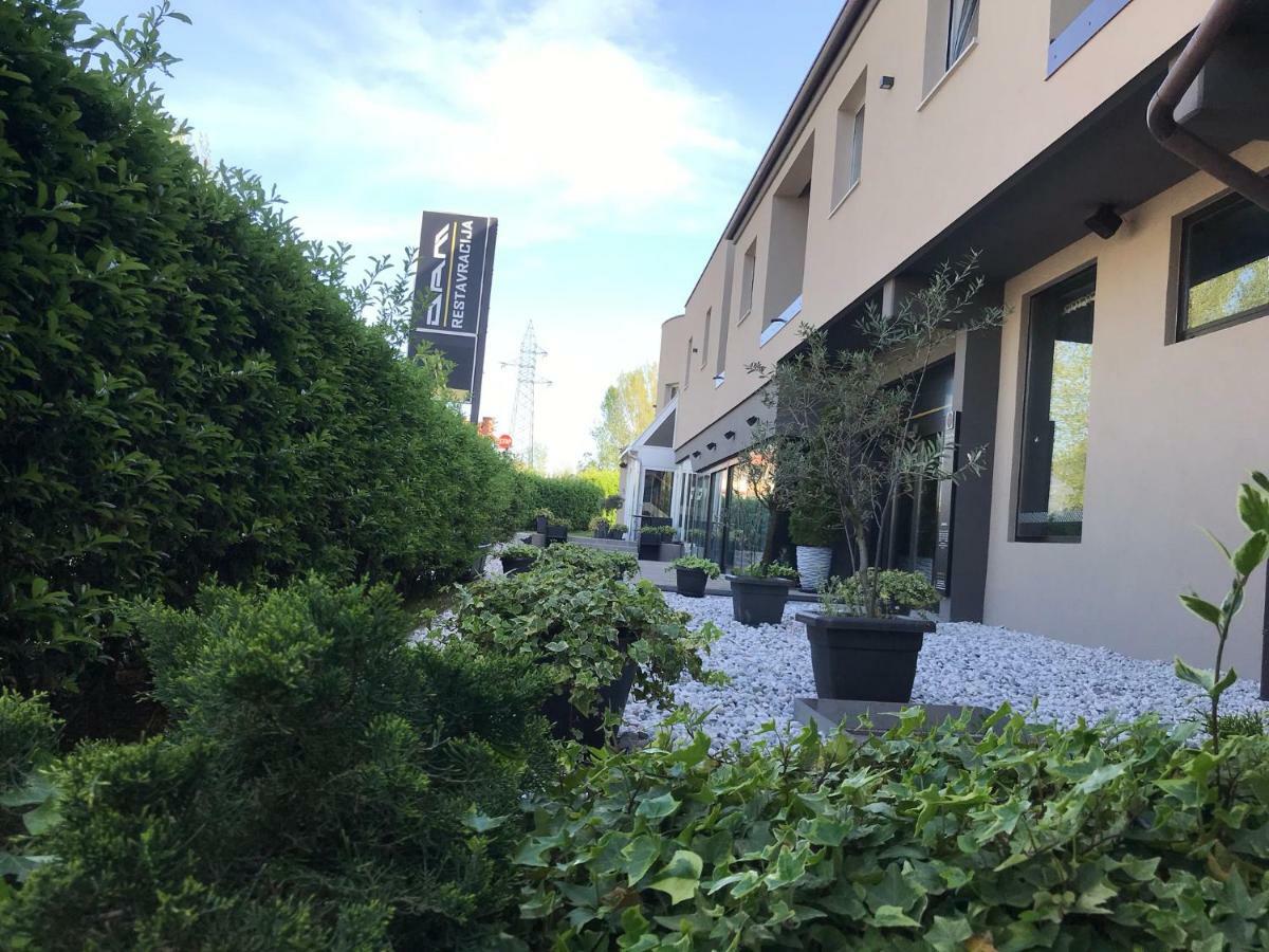 Dam Boutique Hotel & Restaurant نوفا جوريكا المظهر الخارجي الصورة